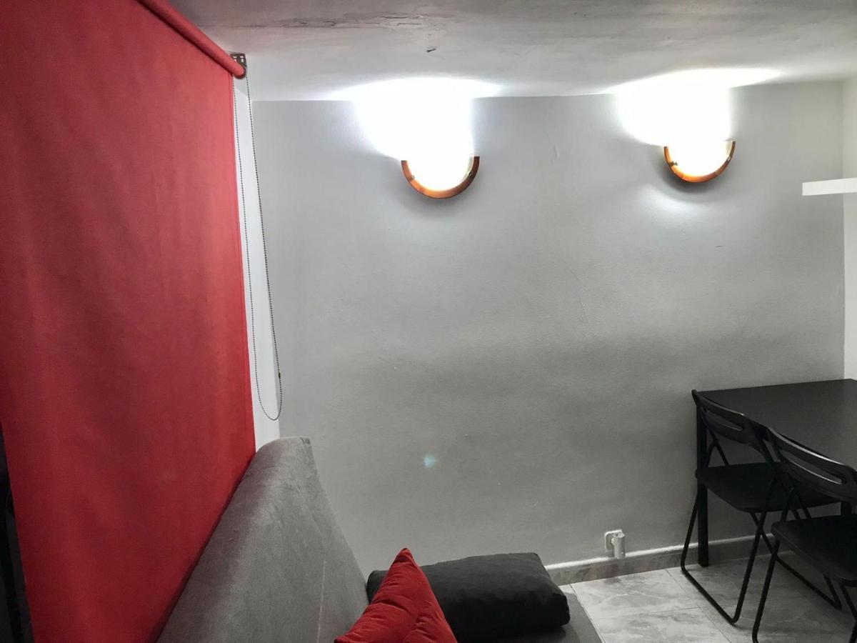 Agradable Apartamento En Zona Malasana Madrid Apartment Luaran gambar