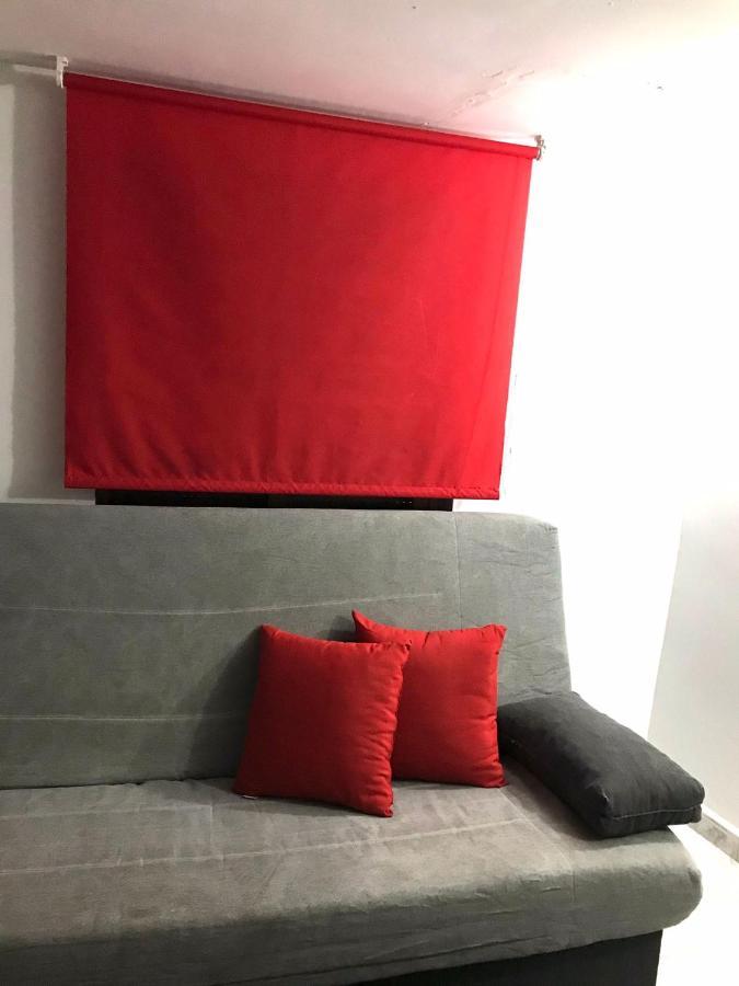 Agradable Apartamento En Zona Malasana Madrid Apartment Luaran gambar