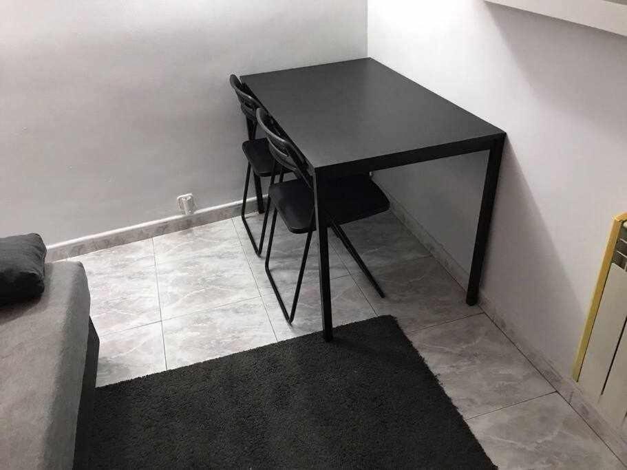 Agradable Apartamento En Zona Malasana Madrid Apartment Luaran gambar