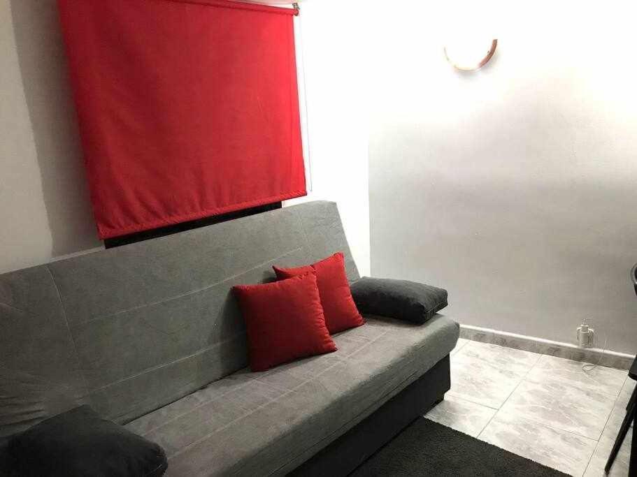 Agradable Apartamento En Zona Malasana Madrid Apartment Luaran gambar